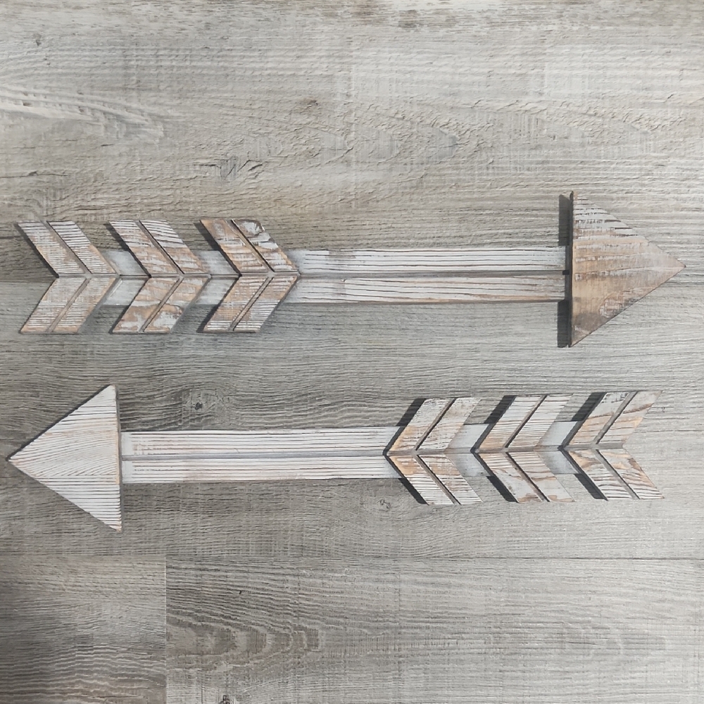 Rustic Wooden Arrow Wall Decor